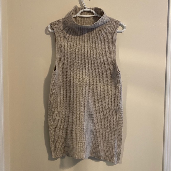 Wilfred aritzia sweater